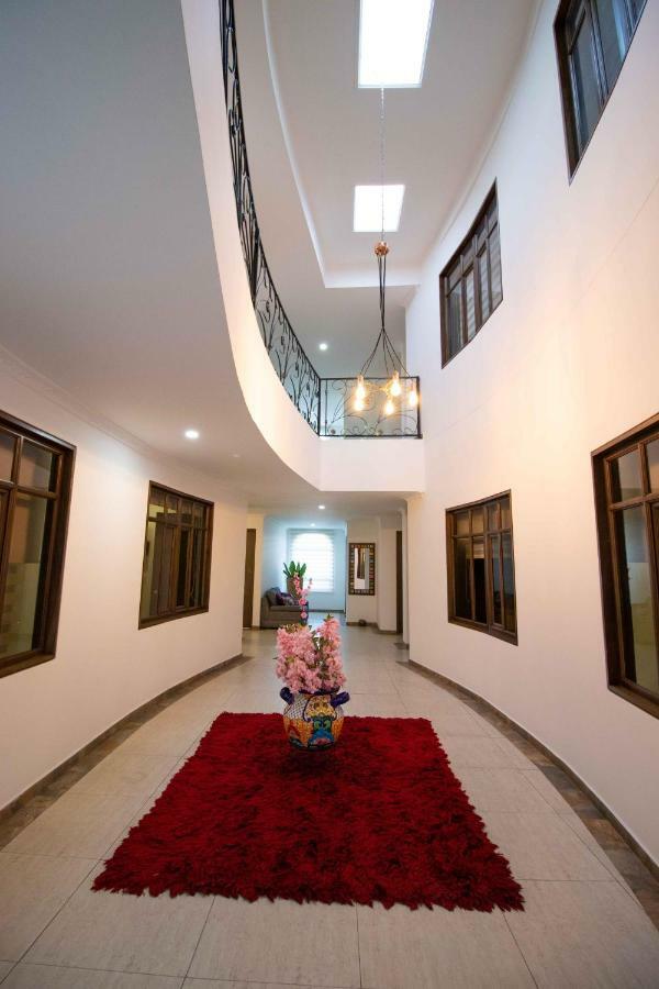 Hotel Madrid Plaza Colombia Экстерьер фото